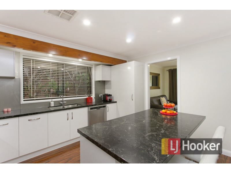 10 Crouchen Court, Wynn Vale SA 5127