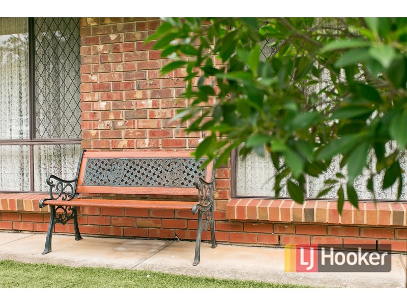 10 Crouchen Court, Wynn Vale SA 5127