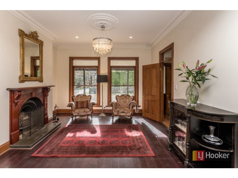 27 Rostrevor Road, Stirling SA 5152