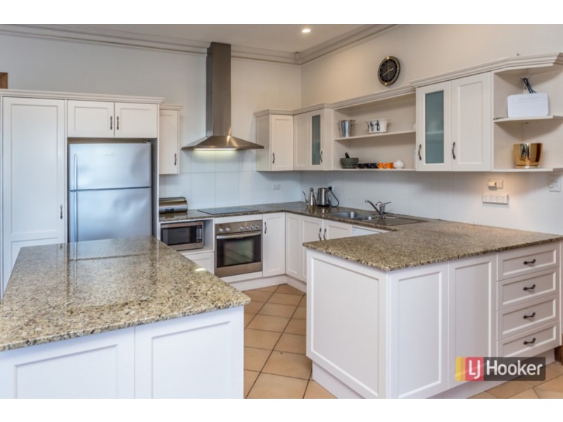 27 Rostrevor Road, Stirling SA 5152