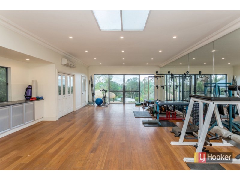 27 Rostrevor Road, Stirling SA 5152