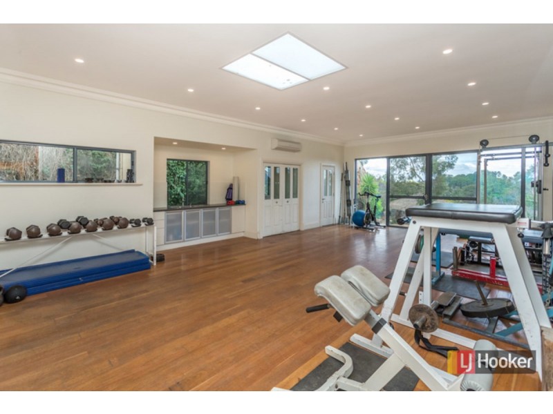 27 Rostrevor Road, Stirling SA 5152