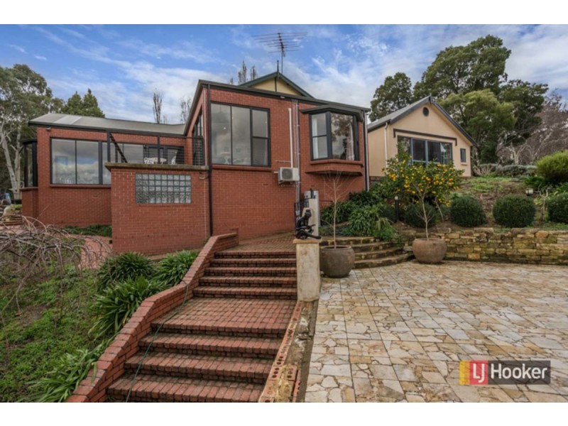 27 Rostrevor Road, Stirling SA 5152