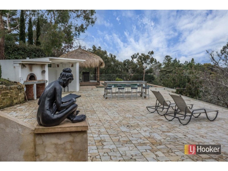 27 Rostrevor Road, Stirling SA 5152