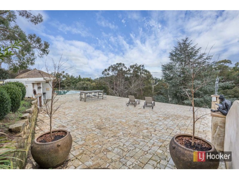 27 Rostrevor Road, Stirling SA 5152