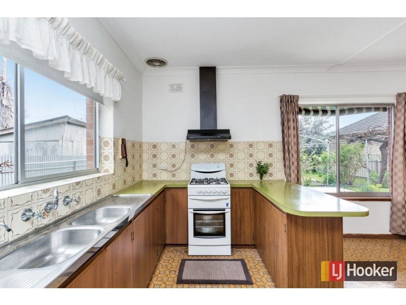 7 Lomond Avenue, Kensington Park SA 5068