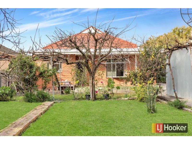 7 Lomond Avenue, Kensington Park SA 5068