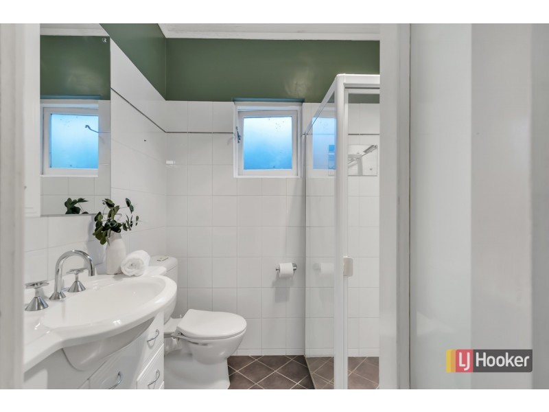 11A Eglington Avenue, Black Forest SA 5035