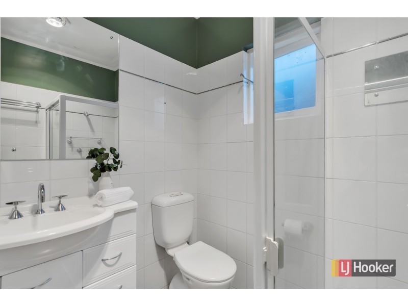 11A Eglington Avenue, Black Forest SA 5035