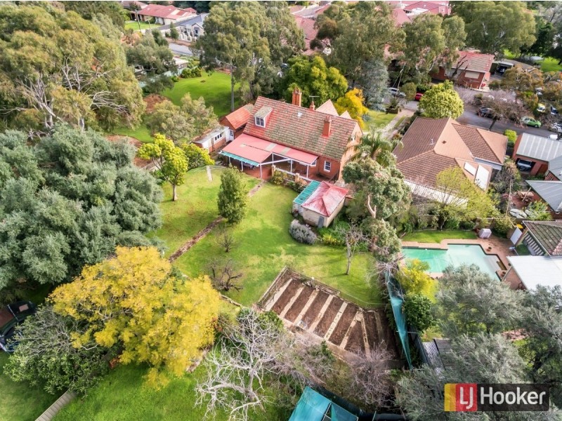 1 Glenrowan Avenue, Myrtle Bank SA 5064