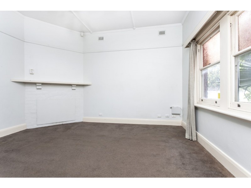 32 Livingstone Avenue, Prospect SA 5082