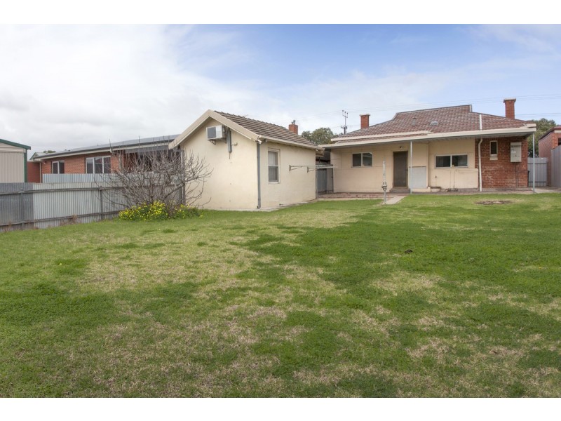 32 Livingstone Avenue, Prospect SA 5082