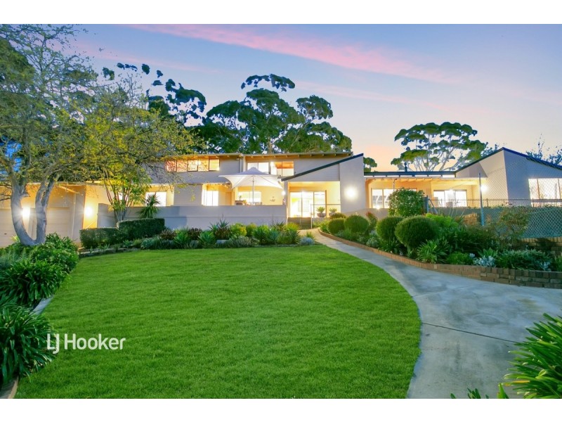 10 St Andrews Avenue, Mount Osmond SA 5064