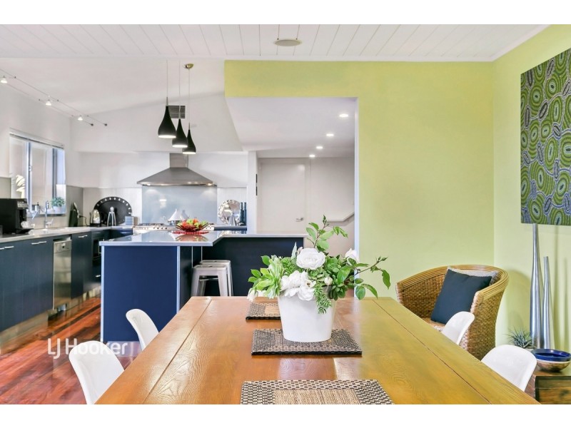 10 St Andrews Avenue, Mount Osmond SA 5064