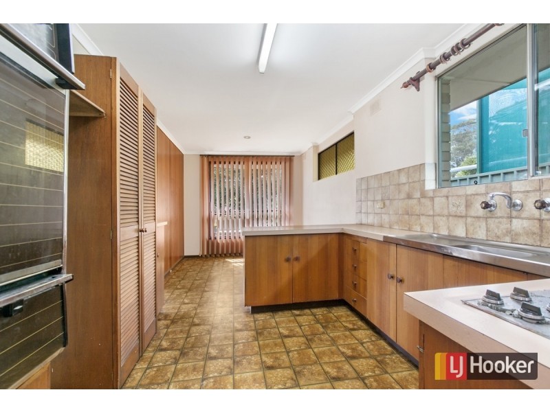 17 Greenwood Drive, St Agnes SA 5097