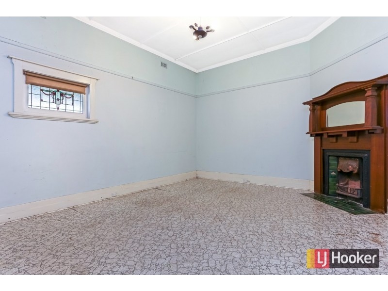 735 Port Road, Woodville SA 5011