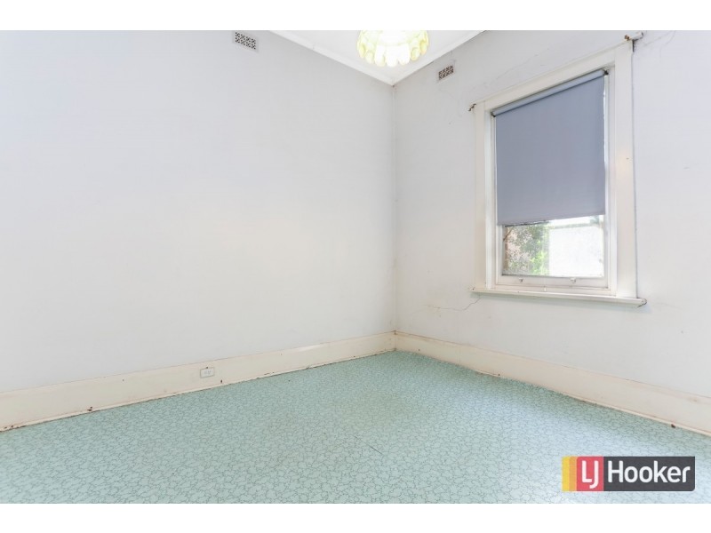 735 Port Road, Woodville SA 5011