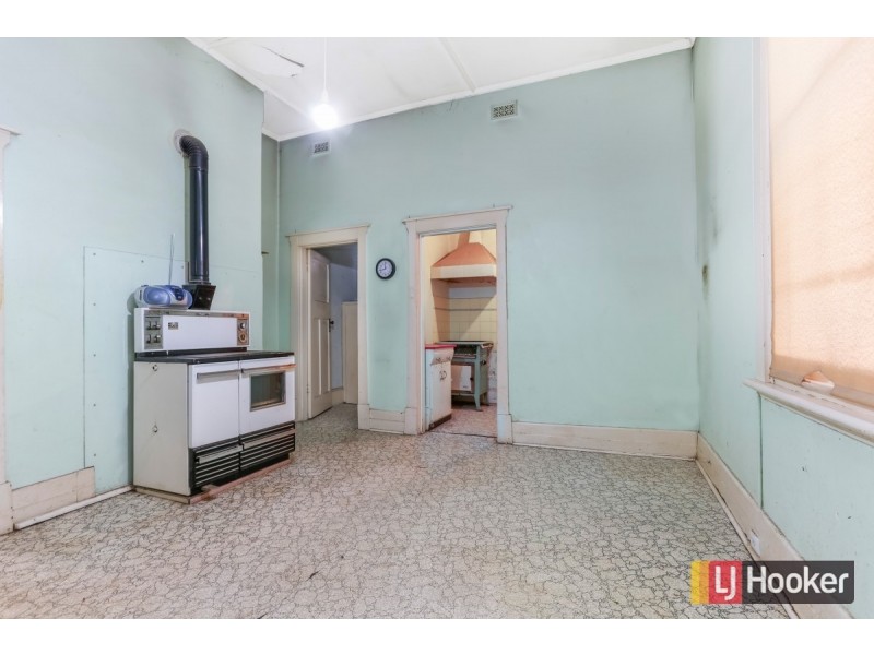 735 Port Road, Woodville SA 5011