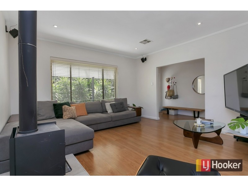 18 Hoggs Road, Mitcham SA 5062