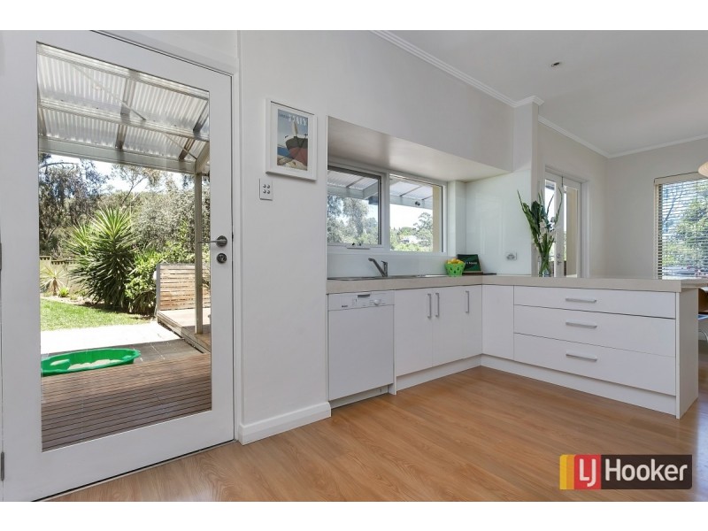 18 Hoggs Road, Mitcham SA 5062