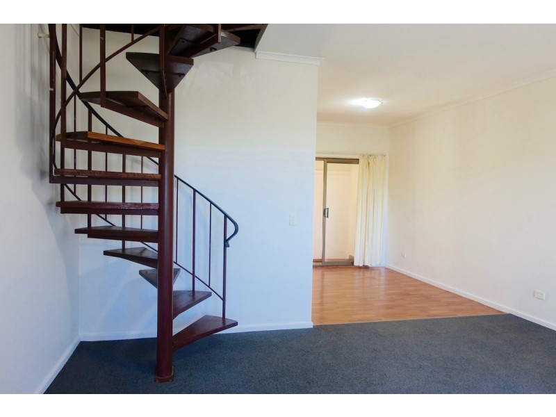 17/29 Norton Summit Road, Woodforde SA 5072