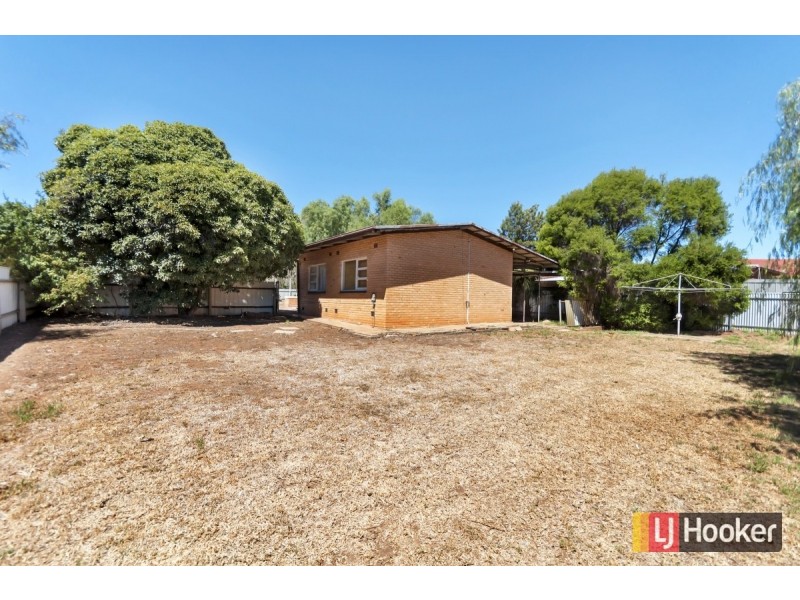 23 Ifould Road, Elizabeth Park SA 5113