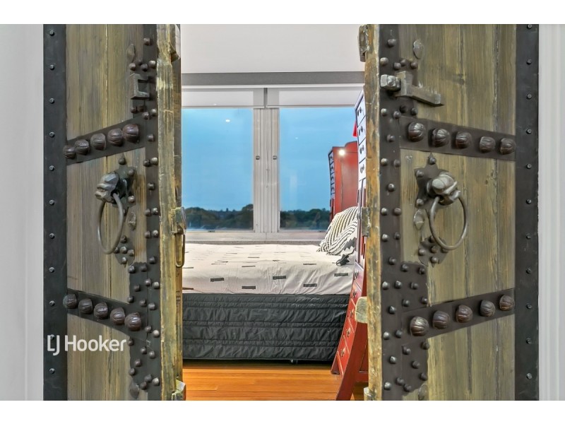 Level 8 12a/19 North Terrace, Hackney SA 5069