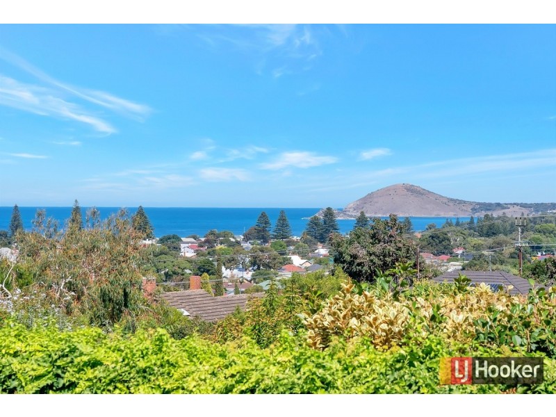 14 Hillview Road, Victor Harbor SA 5211