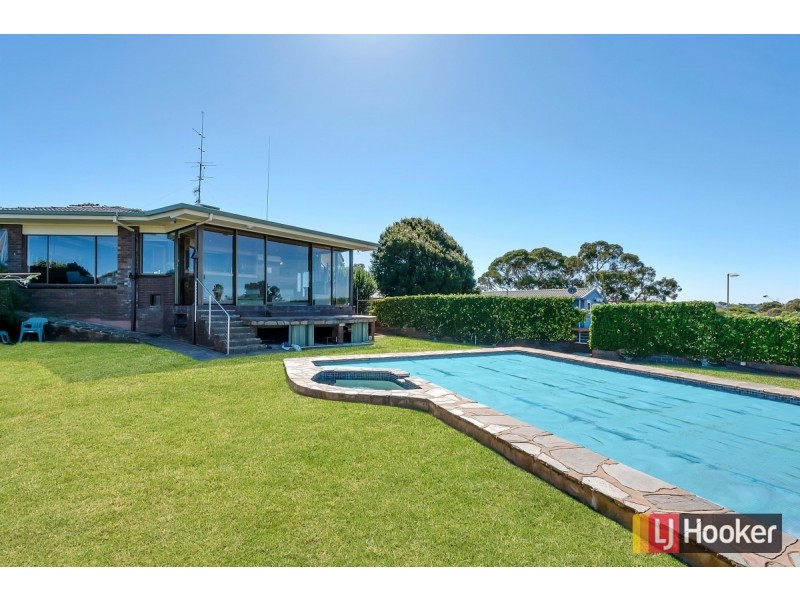 14 Hillview Road, Victor Harbor SA 5211