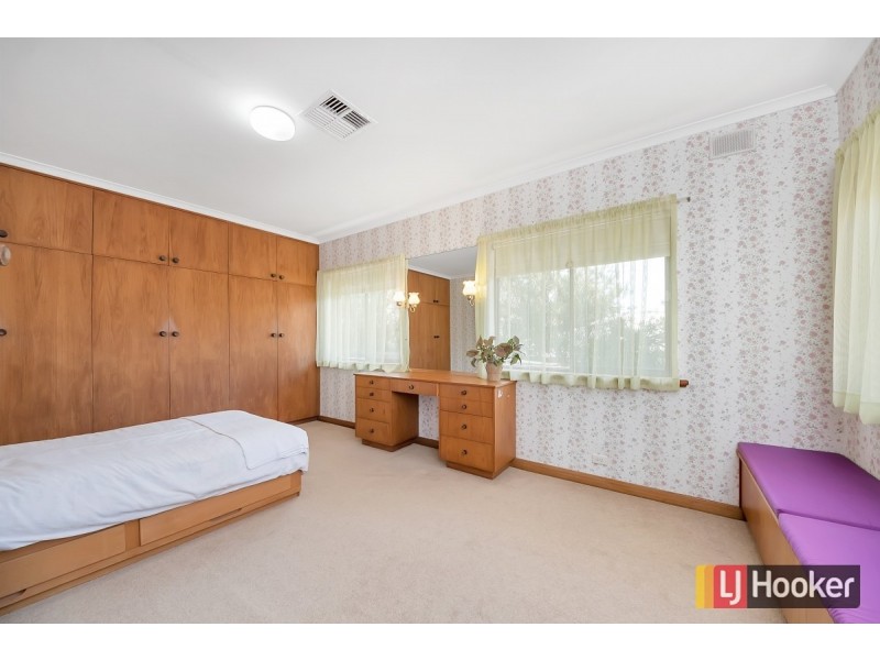 14 Hillview Road, Victor Harbor SA 5211