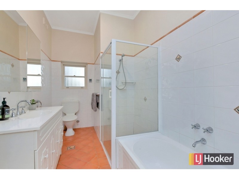 1B Gulfview Avenue, St Georges SA 5064