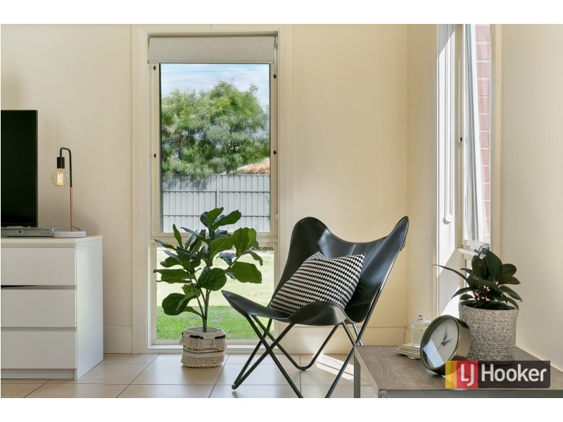 2 Dinwoodie Avenue, Clarence Gardens SA 5039