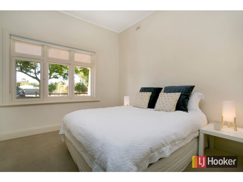 2 Dinwoodie Avenue, Clarence Gardens SA 5039