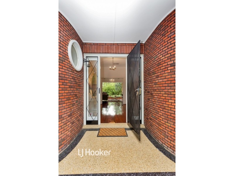 1 Simpson Road, Wattle Park SA 5066