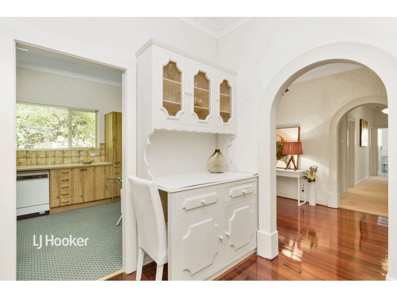 1 Simpson Road, Wattle Park SA 5066