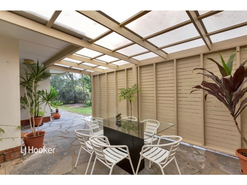 1 Simpson Road, Wattle Park SA 5066