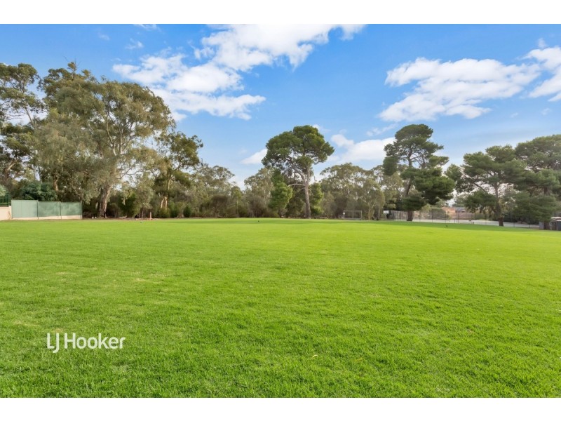 1 Simpson Road, Wattle Park SA 5066