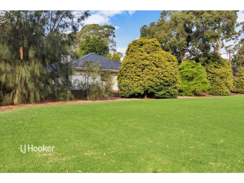 1 Simpson Road, Wattle Park SA 5066