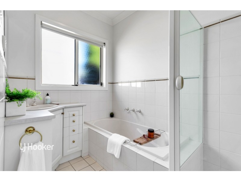 16 Windana Mews, Glandore SA 5037