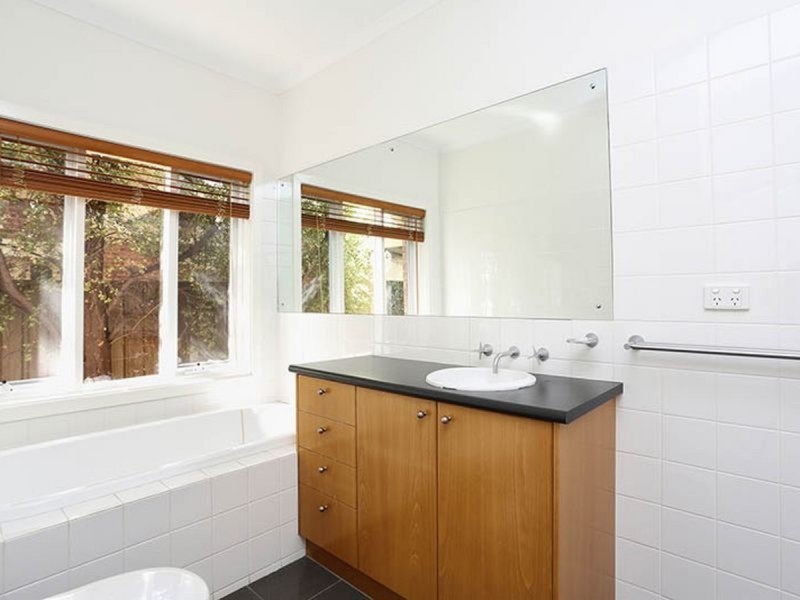 15 Lynington Street, Tusmore SA 5065
