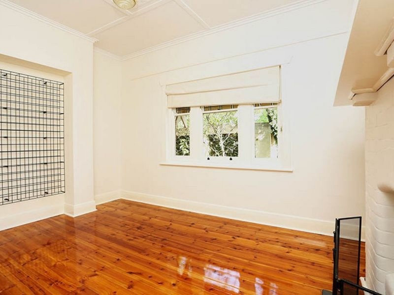 15 Lynington Street, Tusmore SA 5065