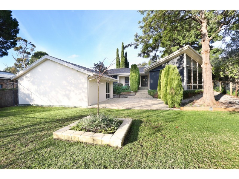 34 Carrick Hill Drive, Springfield SA 5062