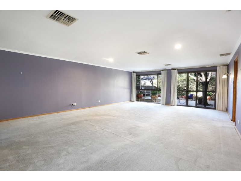 34 Carrick Hill Drive, Springfield SA 5062