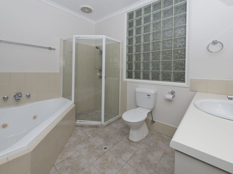 13 Burnalta Crescent, Burnside SA 5066