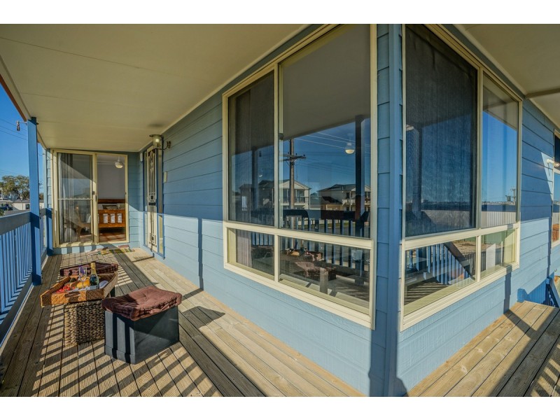 6 Riley Road, North Beach SA 5556