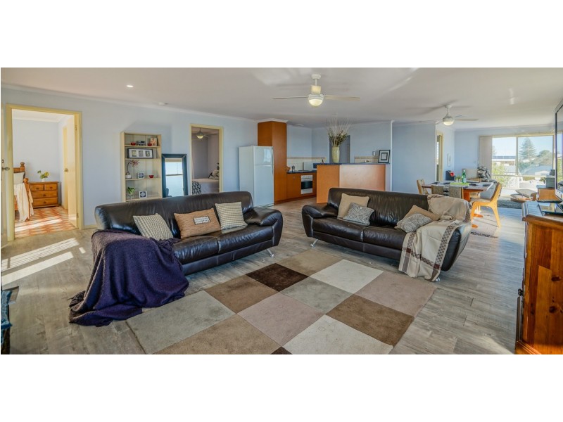 6 Riley Road, North Beach SA 5556