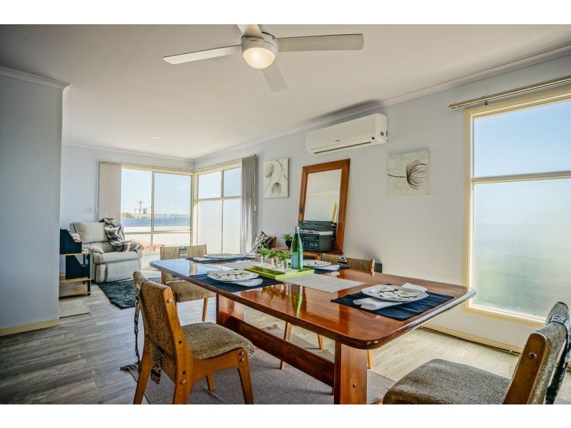 6 Riley Road, North Beach SA 5556