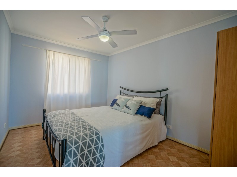 6 Riley Road, North Beach SA 5556
