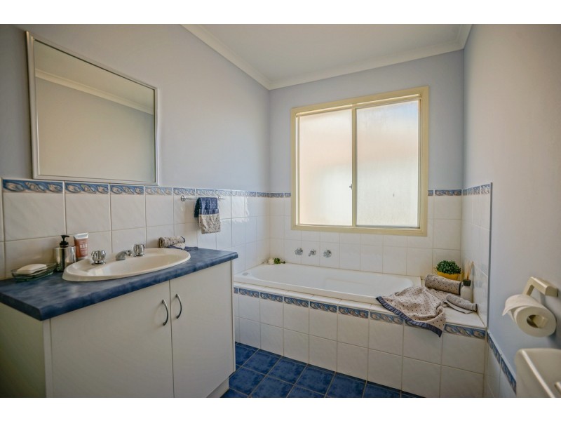 6 Riley Road, North Beach SA 5556