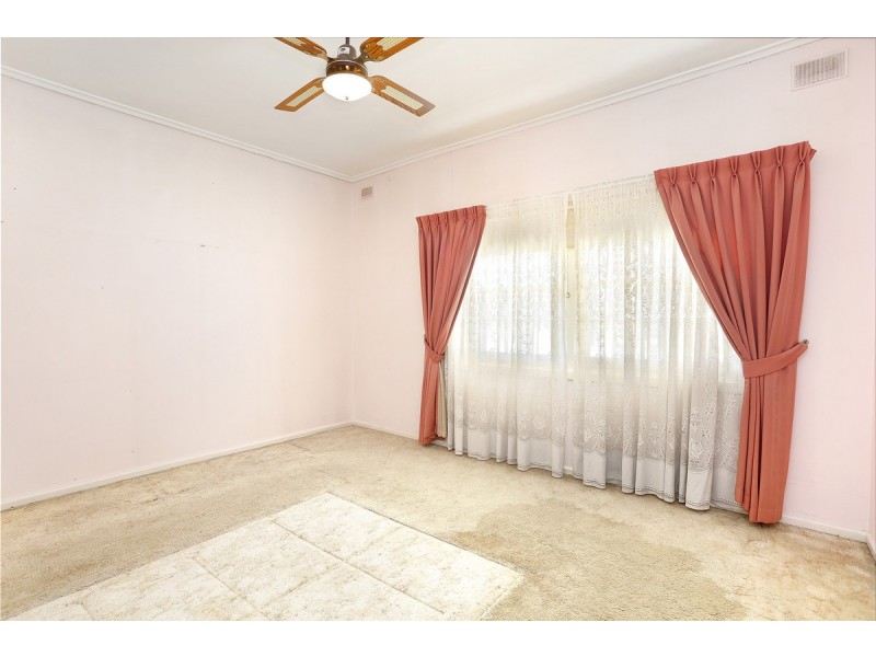 4 Athalie Avenue, Parafield Gardens SA 5107